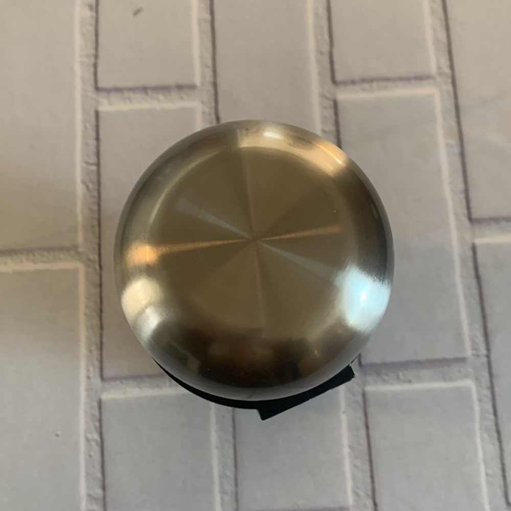 Stainless Thermos - Picture 4 of 10